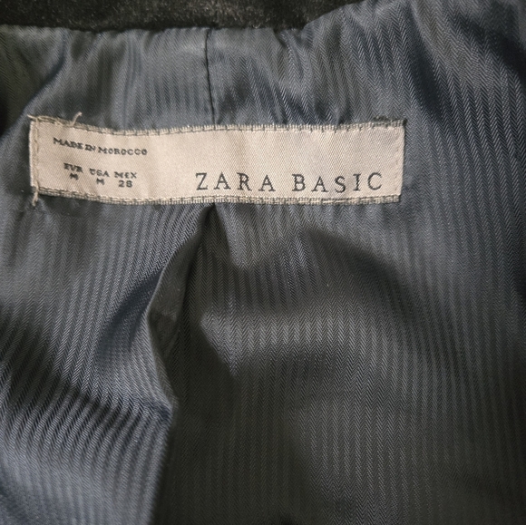 ZARA Black Velvet Blazer With Satin Lined Lapel. Size Medium - Picture 10 of 16